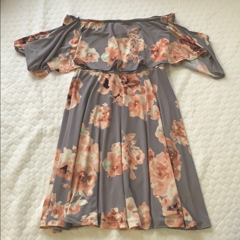 Floral strapless dress.